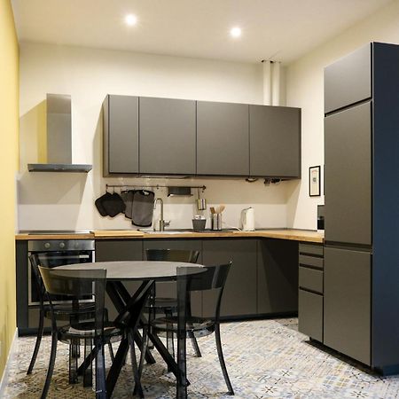 Rrrapido Apartment In Corso San Gottardo - 4 People Мілан Екстер'єр фото